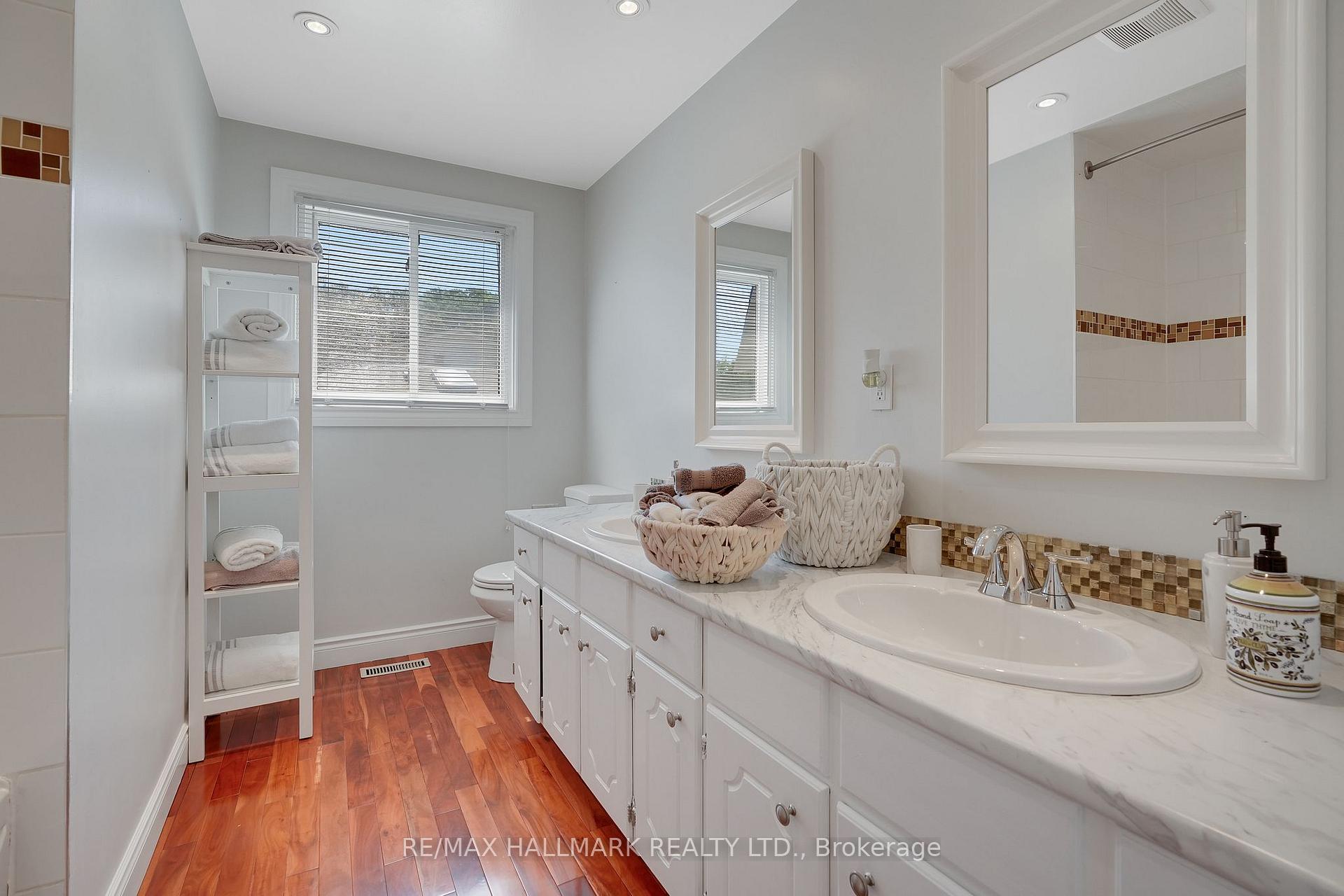Photo 16 of 211 Foundry Street, Caledon, Bolton West — HOMEH