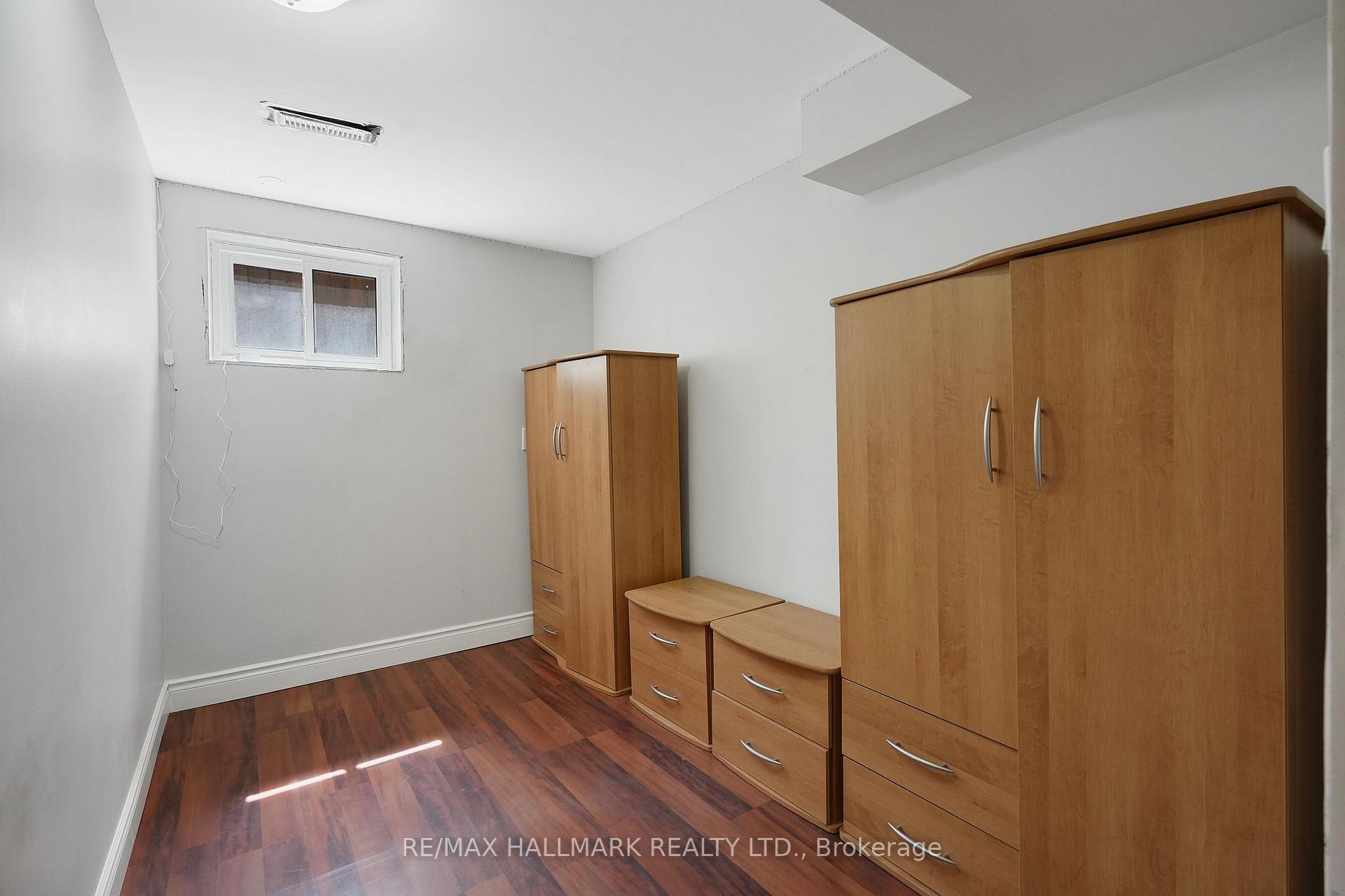 Photo 33 of 211 Foundry Street, Caledon, Bolton West — HOMEH