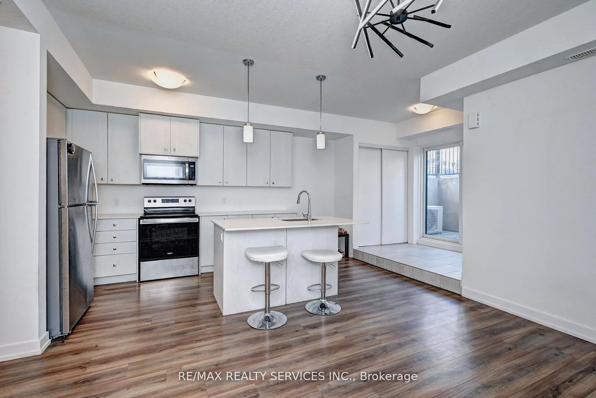 Photo 14 of Unit B9, 10 Palace Street, Kitchener — HOMEH