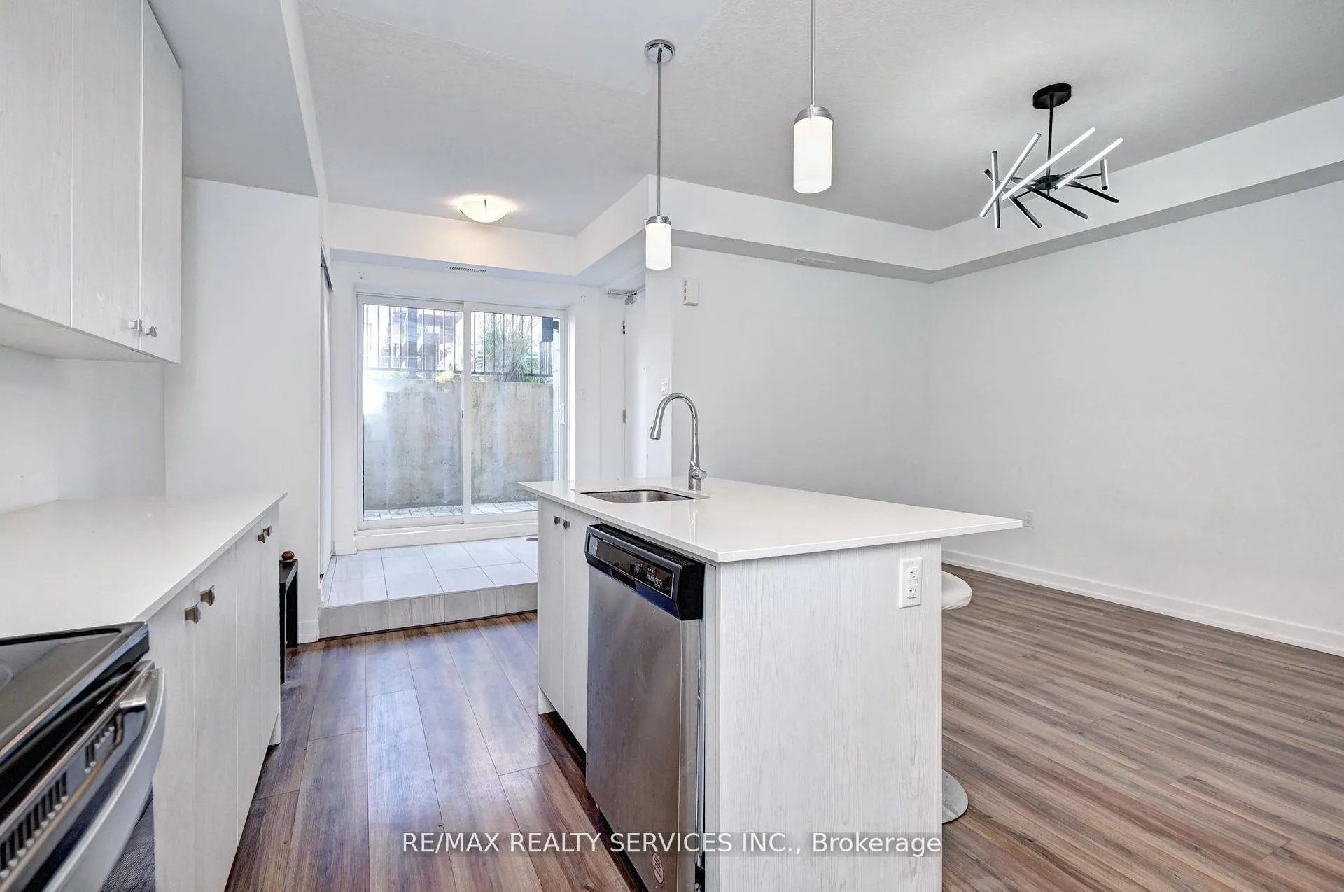 Photo 18 of Unit B9, 10 Palace Street, Kitchener — HOMEH
