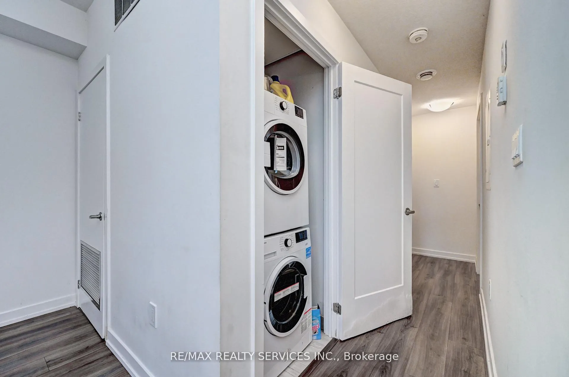 Photo 24 of Unit B9, 10 Palace Street, Kitchener — HOMEH