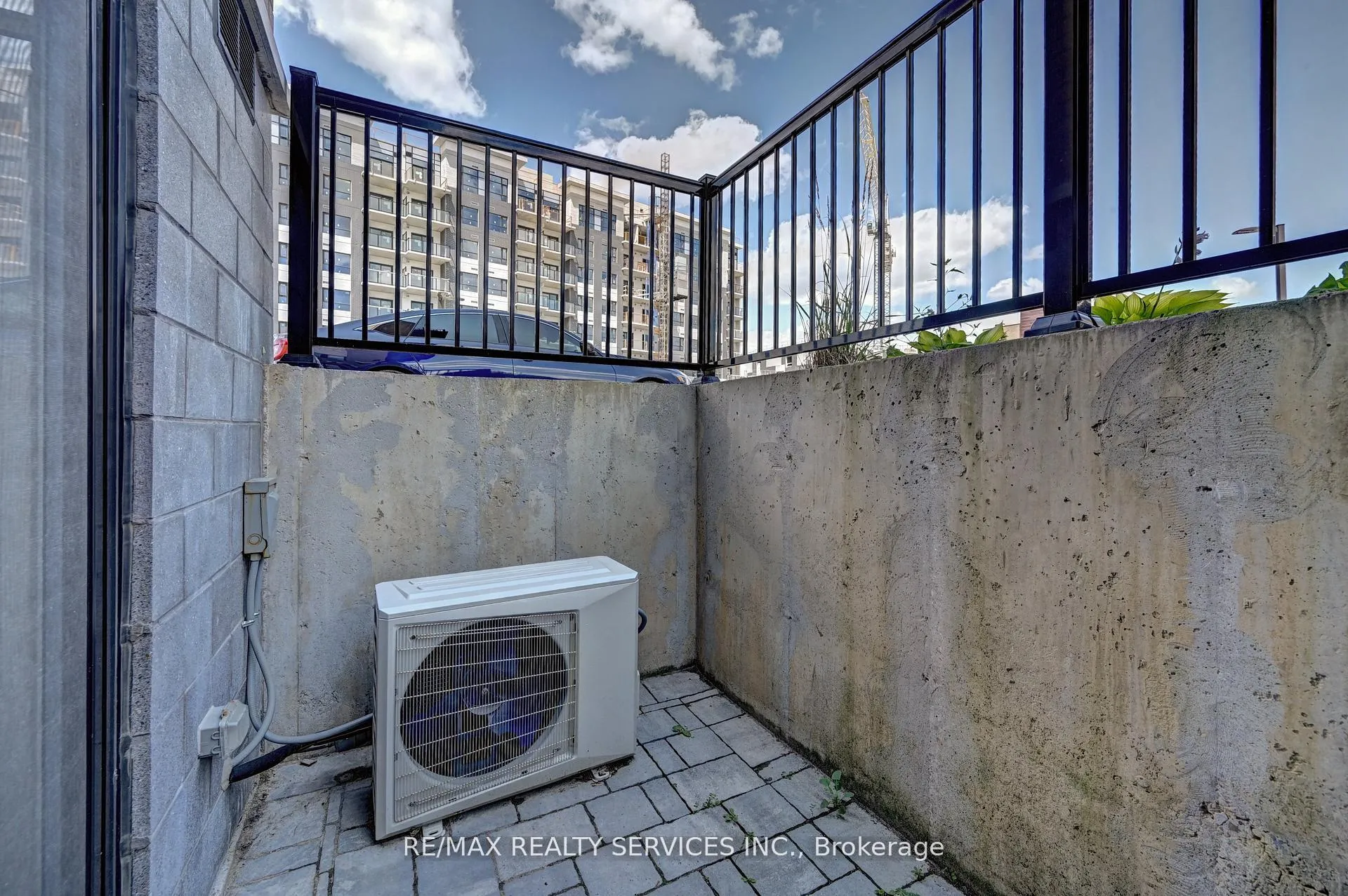Photo 30 of Unit B9, 10 Palace Street, Kitchener — HOMEH
