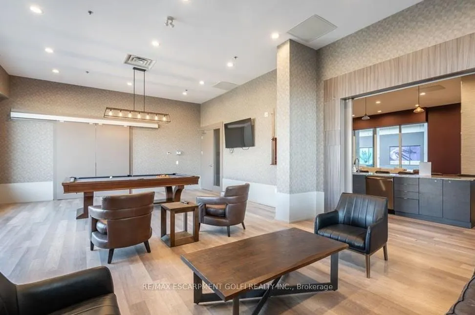 Photo 15 of Unit 404, 550 North Service Road, Grimsby, Grimsby Beach — HOMEH