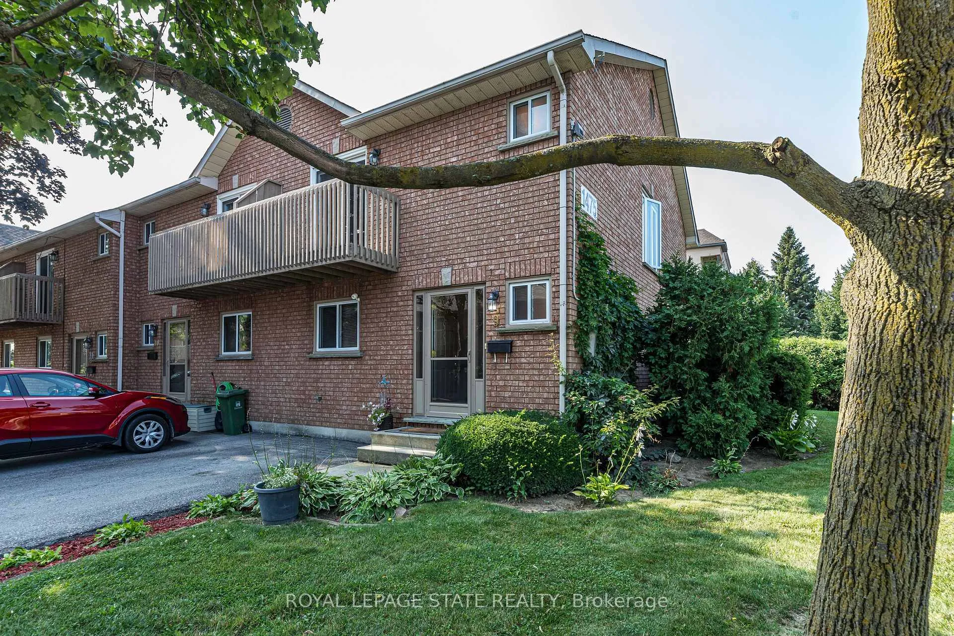 Photo 2 of Unit 9, 1475 Upper Gage Avenue, Hamilton, Templemead — HOMEH
