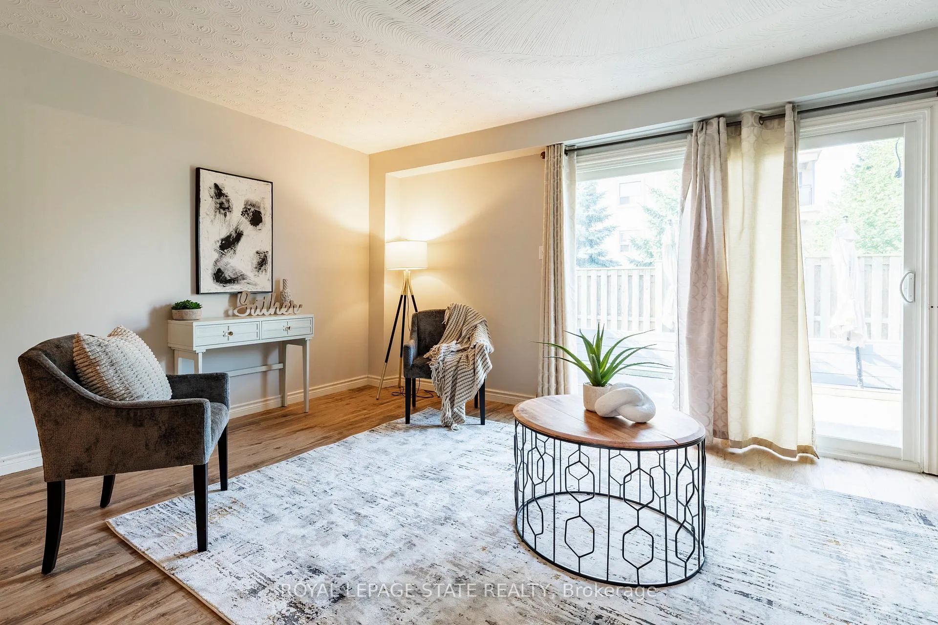 Photo 13 of Unit 9, 1475 Upper Gage Avenue, Hamilton, Templemead — HOMEH