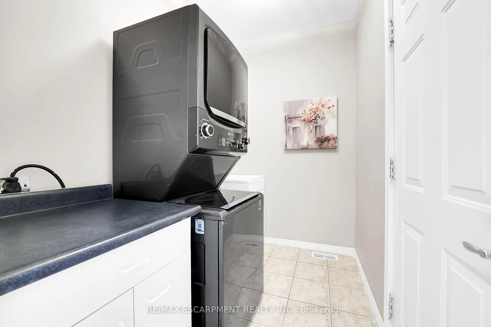 Photo 28 of Unit 8, 81 Valridge Drive, Hamilton, Ancaster — HOMEH