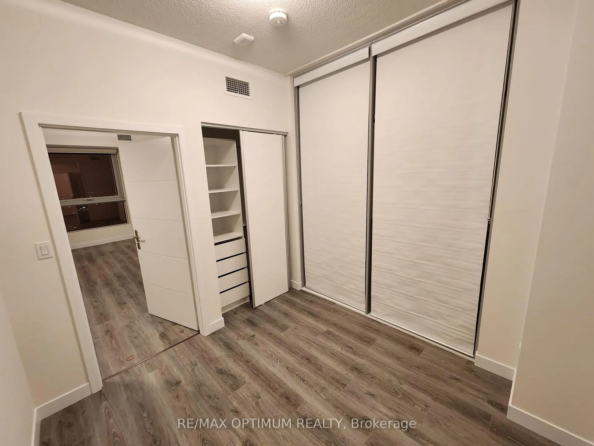 Photo 9 of Unit 3602, 60 Frederick Street, Kitchener, City Commercial Core — HOMEH