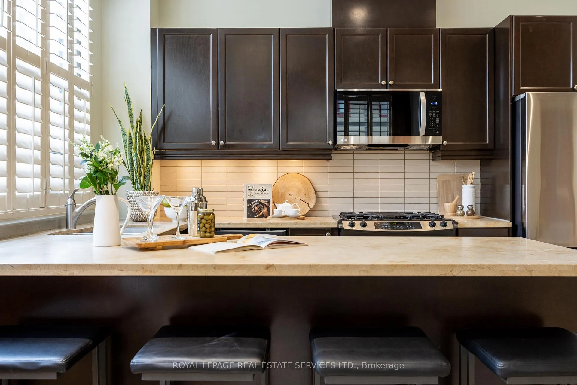 Photo 7 of Unit 101, 10 Wellesley Place, Toronto, North St. James Town — HOMEH
