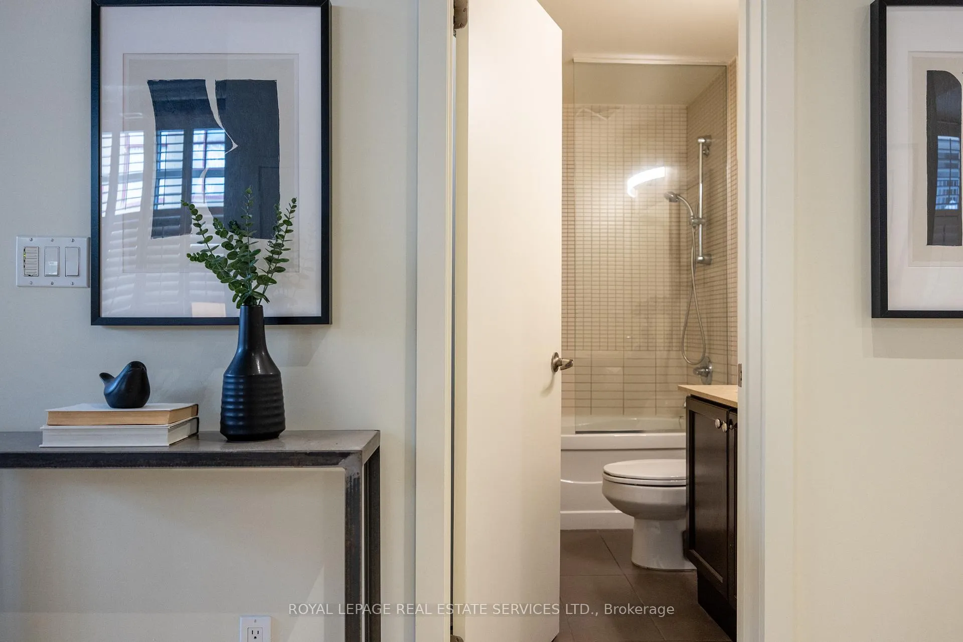 Photo 15 of Unit 101, 10 Wellesley Place, Toronto, North St. James Town — HOMEH