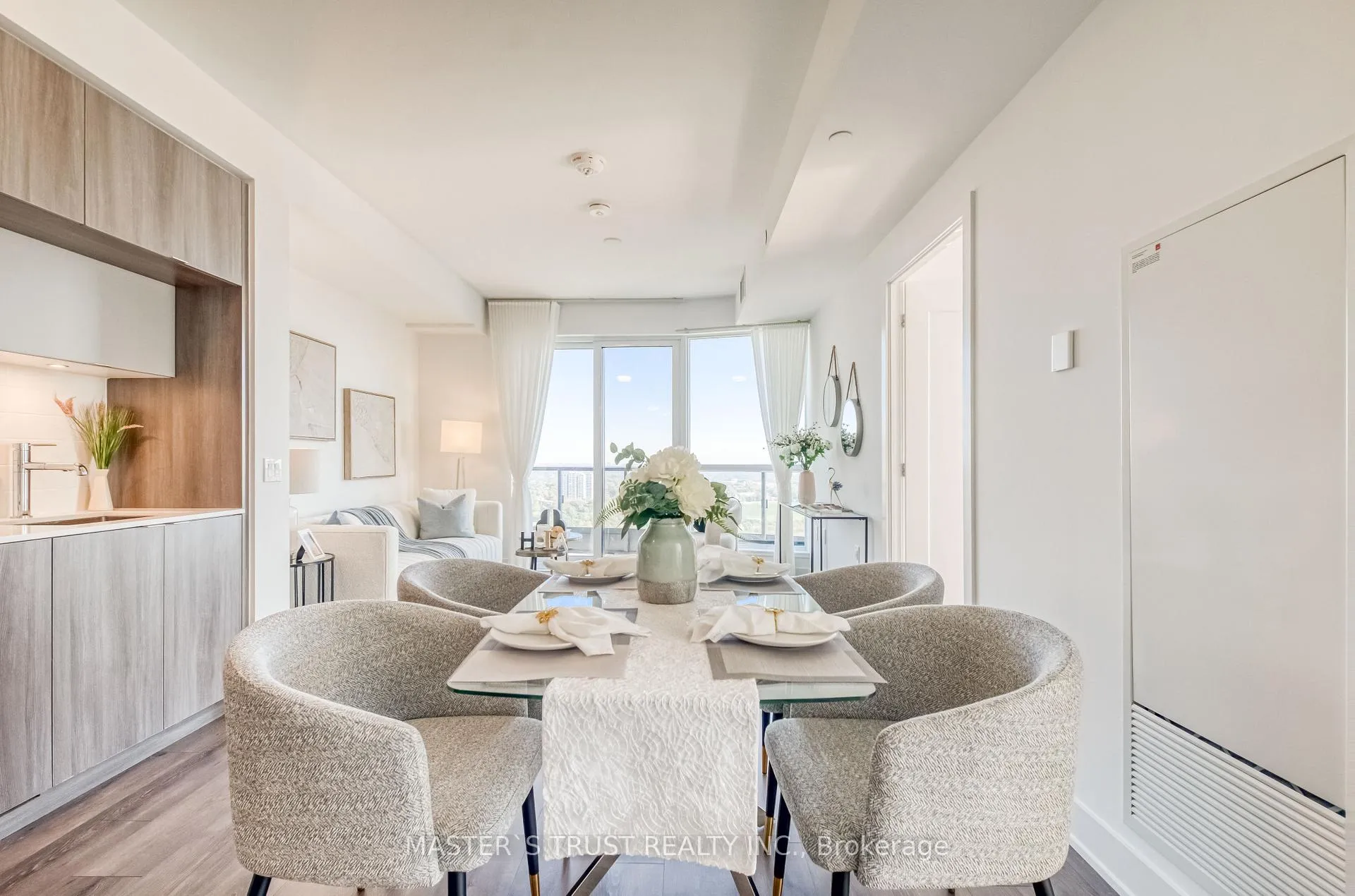 Photo 8 of Unit 3218, 585 Bloor Street E, Toronto, North St. James Town — HOMEH