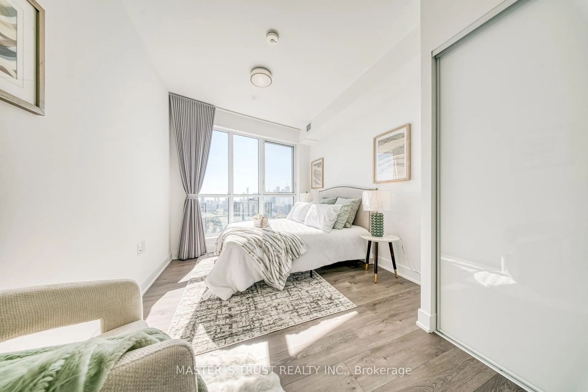 Photo 19 of Unit 3218, 585 Bloor Street E, Toronto, North St. James Town — HOMEH