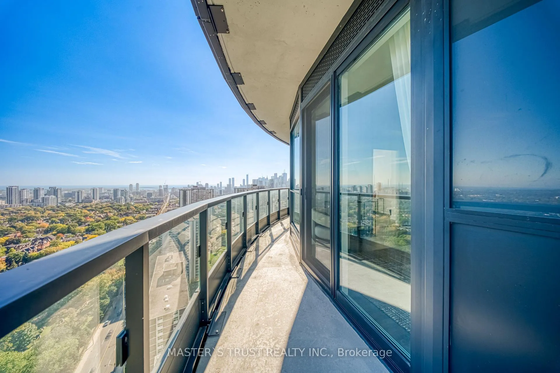 Photo 32 of Unit 3218, 585 Bloor Street E, Toronto, North St. James Town — HOMEH