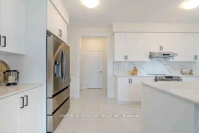 Photo 15 of 297 Broadacre Drive, Kitchener — HOMEH
