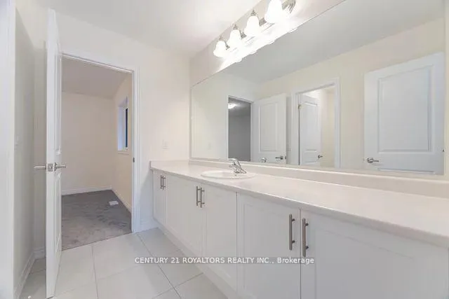 Photo 32 of 297 Broadacre Drive, Kitchener — HOMEH