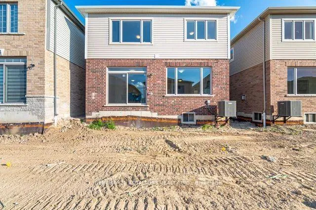Photo 39 of 297 Broadacre Drive, Kitchener — HOMEH