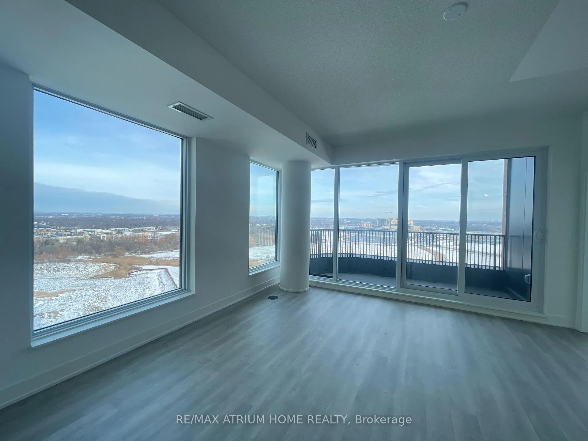 Photo 8 of Unit 1504, 38 Andre de Grasse Street, Markham, Unionville — HOMEH