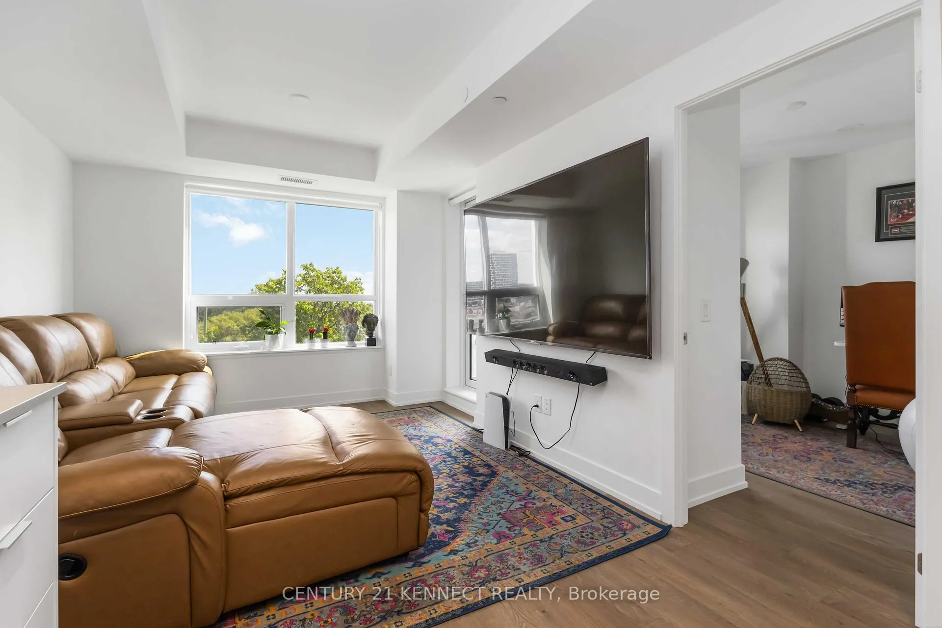 Photo 4 of Unit 722, 9 Clegg Road, Markham, Unionville — HOMEH