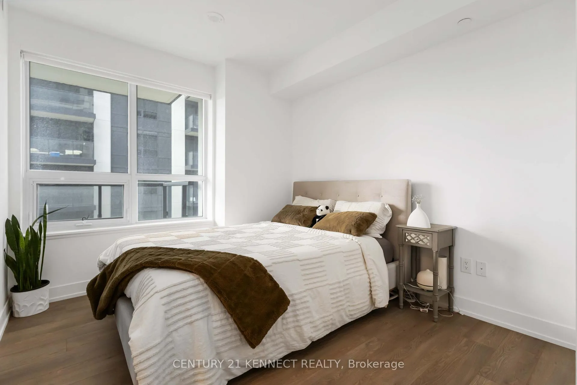 Photo 7 of Unit 722, 9 Clegg Road, Markham, Unionville — HOMEH