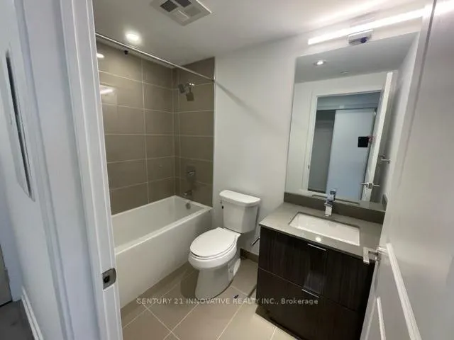 Photo 4 of Unit 3008, 395 Bloor Street E, Toronto, North St. James Town — HOMEH