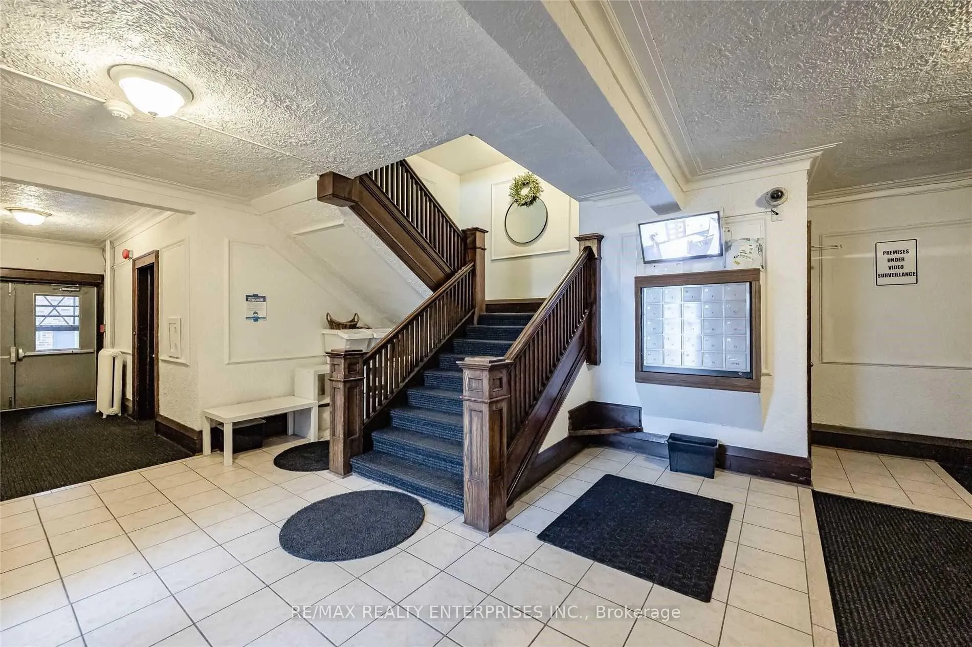 Photo 3 of Unit 6, 285 King Street, Hamilton, Central — HOMEH