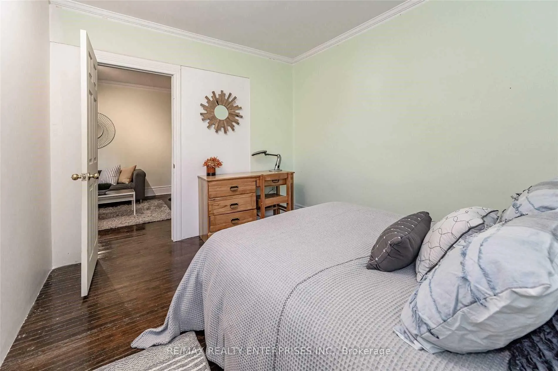 Photo 11 of Unit 6, 285 King Street, Hamilton, Central — HOMEH