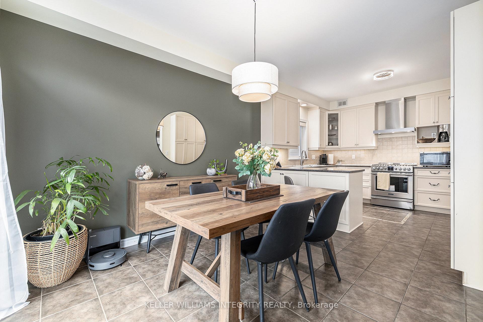 Photo 3 of 153 Hillman Marsh Way, Ottawa, Blossom Park/Kemp Park/Findlay Creek — HOMEH