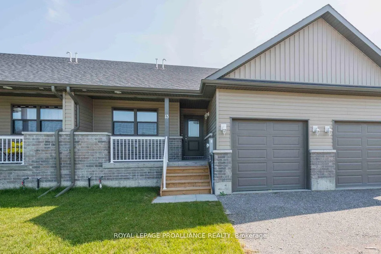 Photo 3 of 21 Clayton John Avenue, Prince Edward County, Sophiasburg Ward — HOMEH