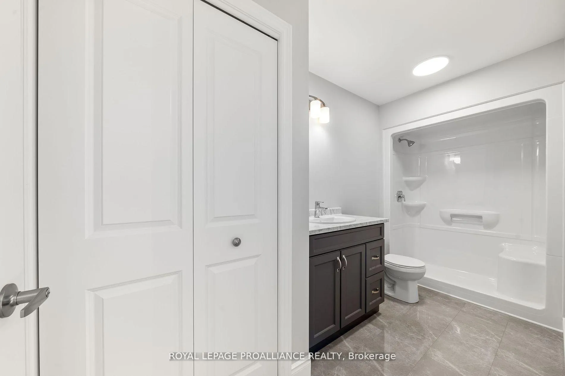 Photo 28 of 21 Clayton John Avenue, Prince Edward County, Sophiasburg Ward — HOMEH