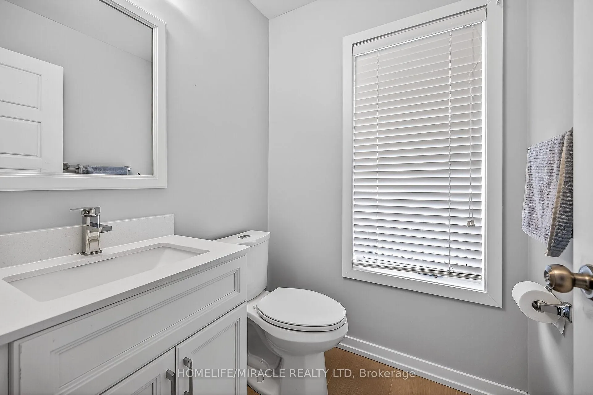 Photo 9 of 1 Prestwick Street, Hamilton, Stoney Creek Mountain — HOMEH