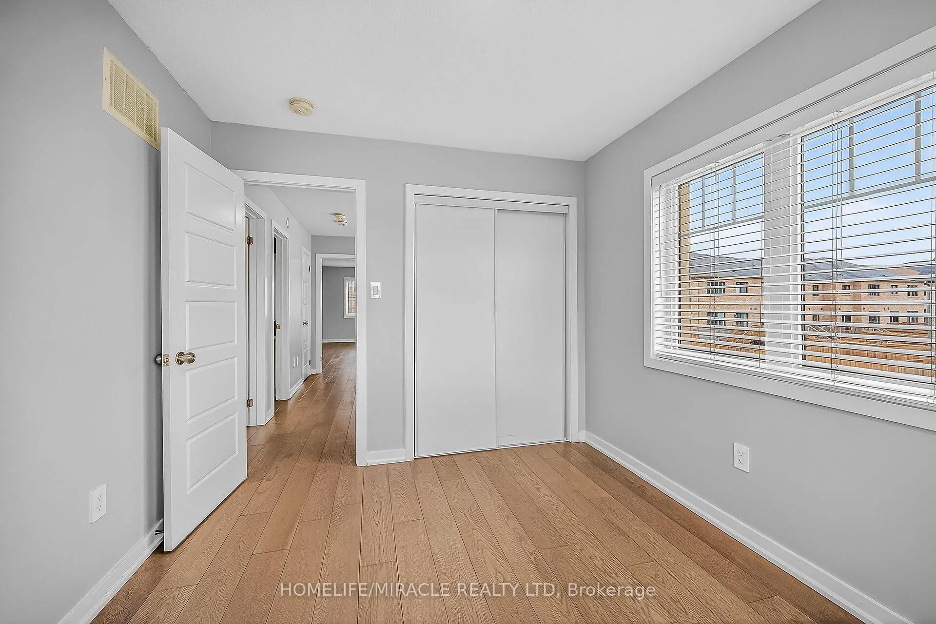 Photo 34 of 1 Prestwick Street, Hamilton, Stoney Creek Mountain — HOMEH