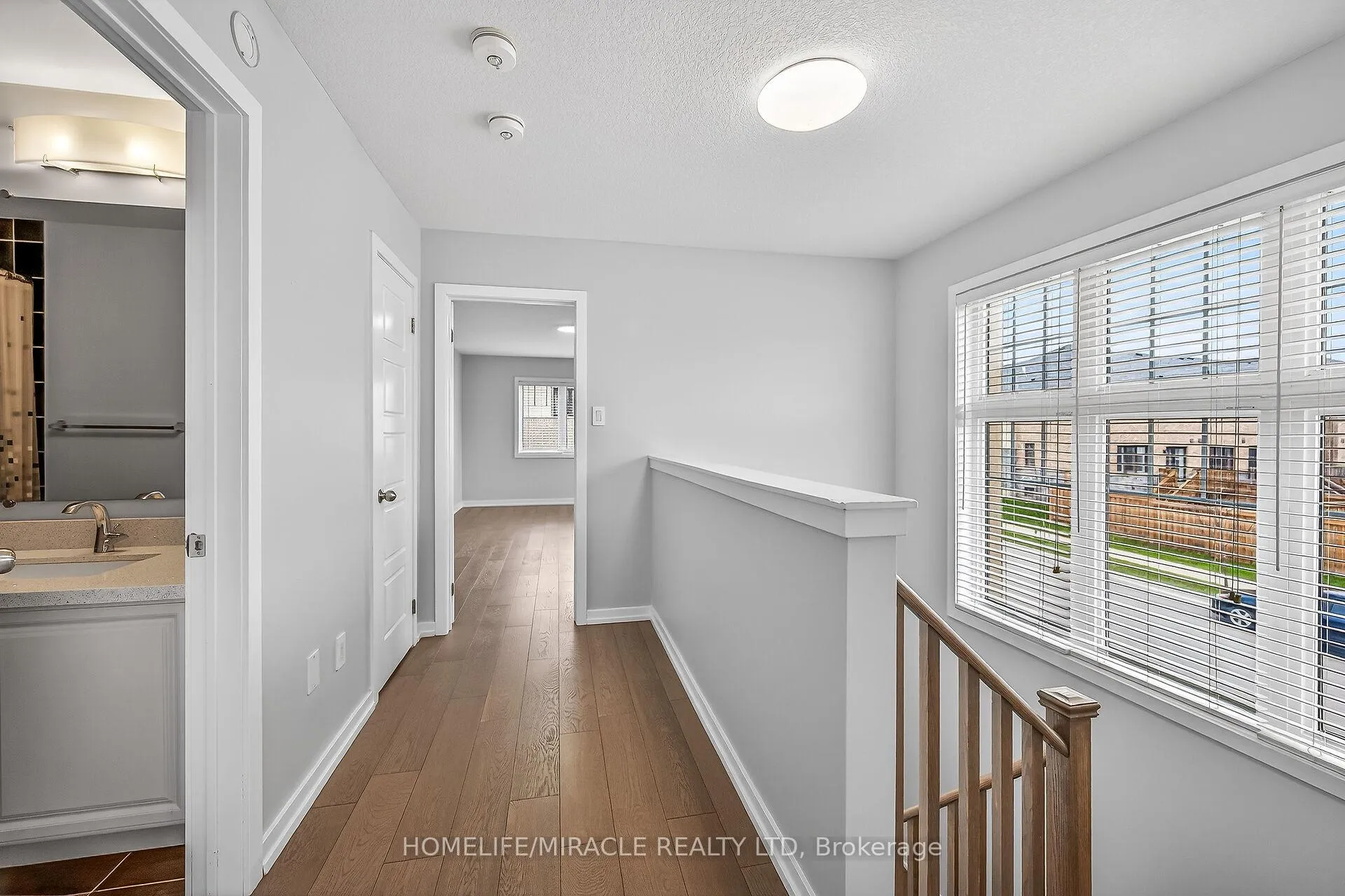 Photo 36 of 1 Prestwick Street, Hamilton, Stoney Creek Mountain — HOMEH