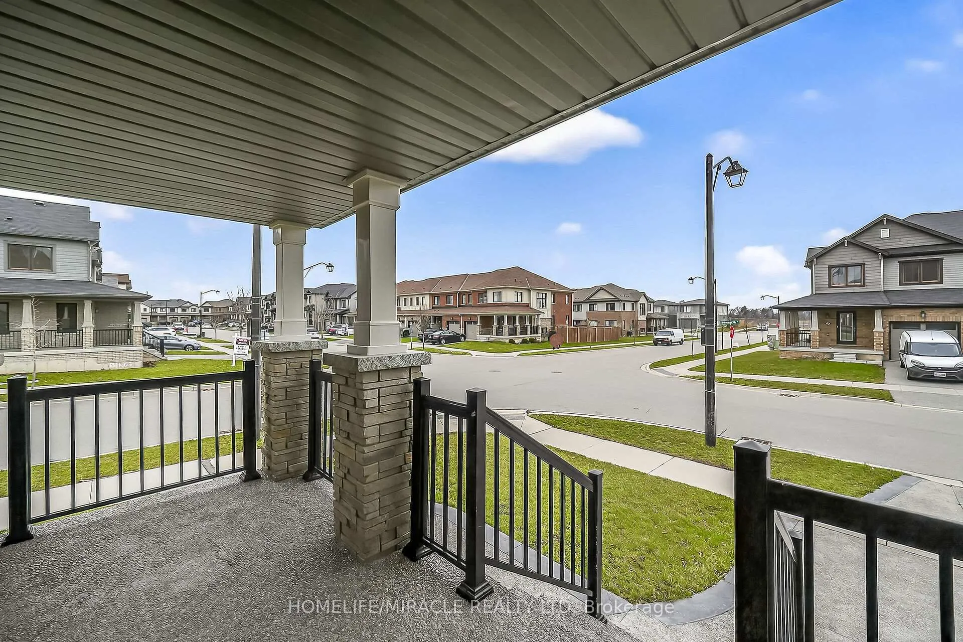Photo 40 of 1 Prestwick Street, Hamilton, Stoney Creek Mountain — HOMEH