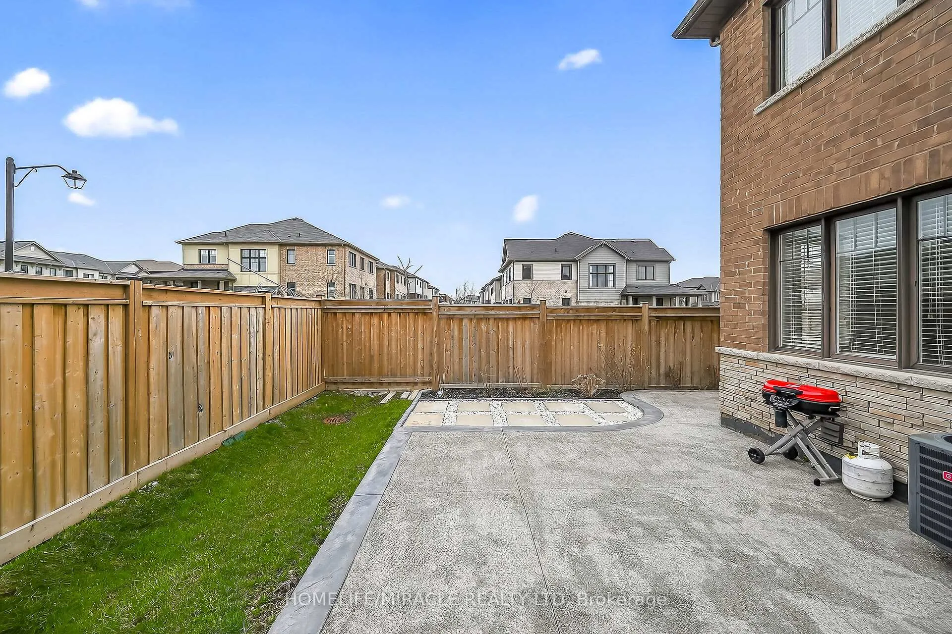 Photo 45 of 1 Prestwick Street, Hamilton, Stoney Creek Mountain — HOMEH