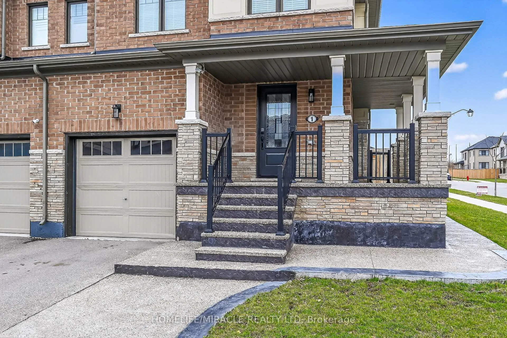 Photo 48 of 1 Prestwick Street, Hamilton, Stoney Creek Mountain — HOMEH