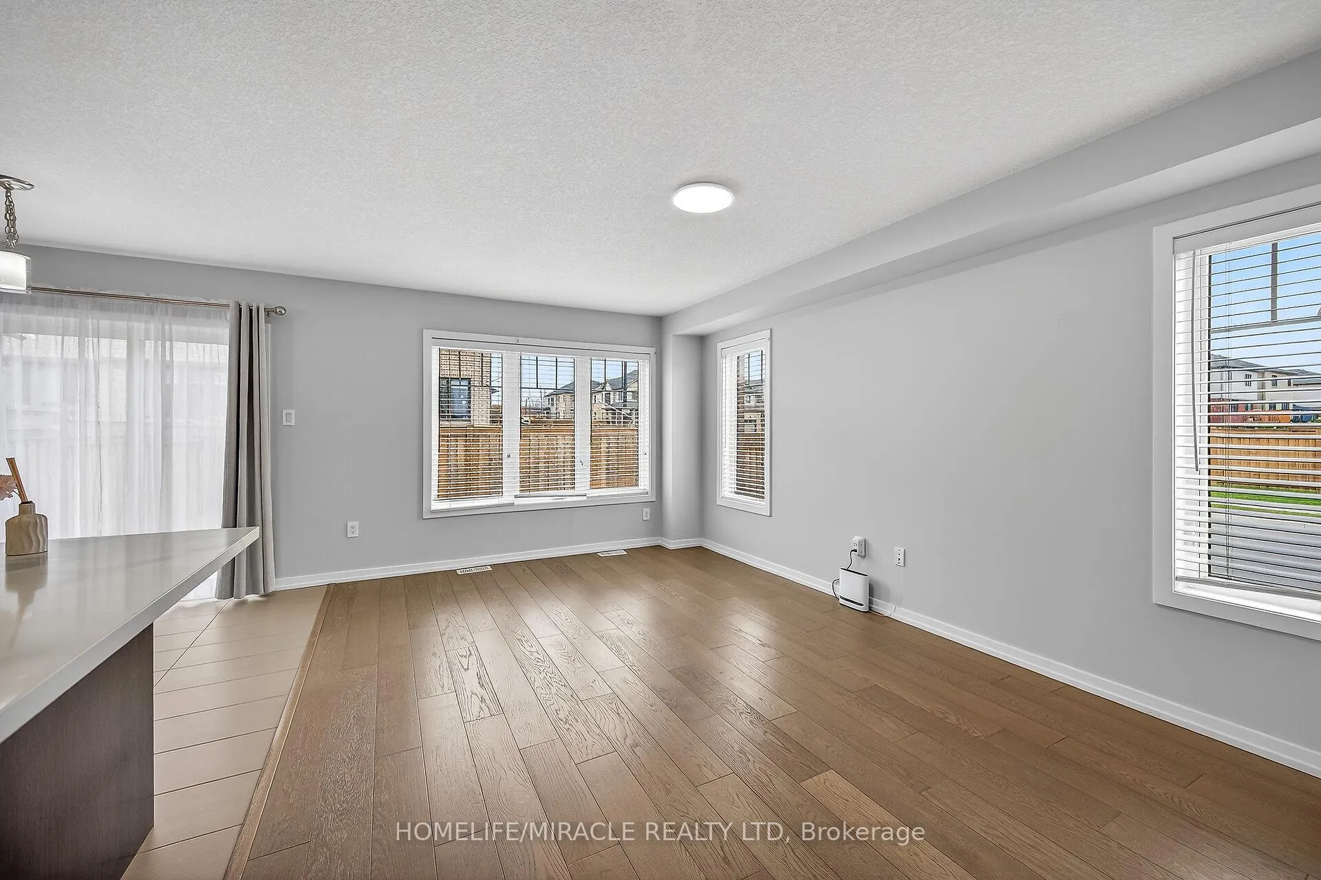 Photo 49 of 1 Prestwick Street, Hamilton, Stoney Creek Mountain — HOMEH