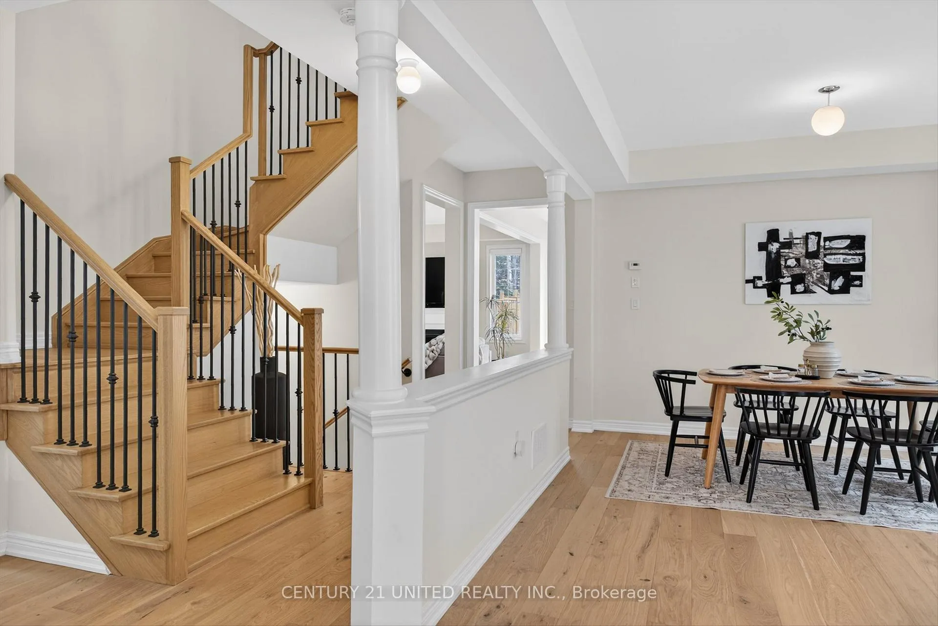Photo 4 of 10 Forman Street, Scugog, Port Perry — HOMEH
