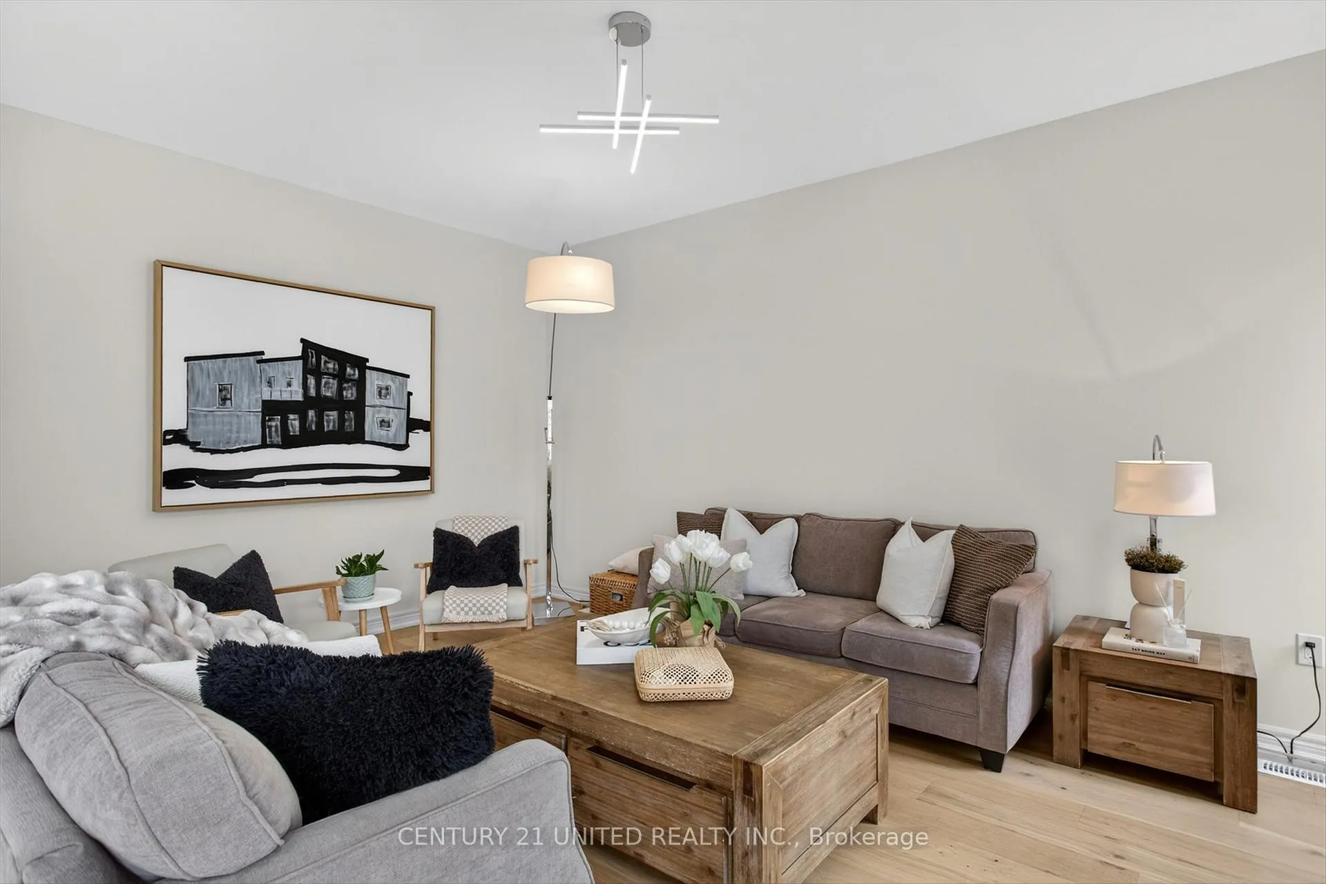 Photo 13 of 10 Forman Street, Scugog, Port Perry — HOMEH