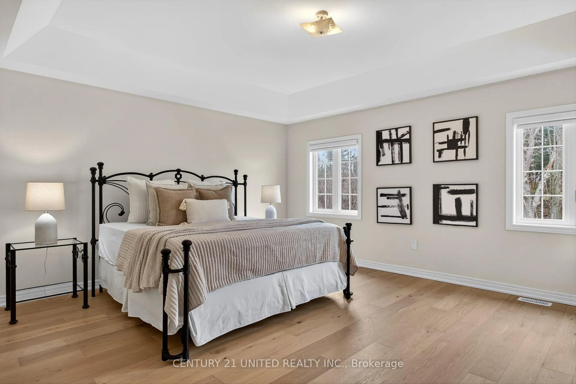 Photo 17 of 10 Forman Street, Scugog, Port Perry — HOMEH