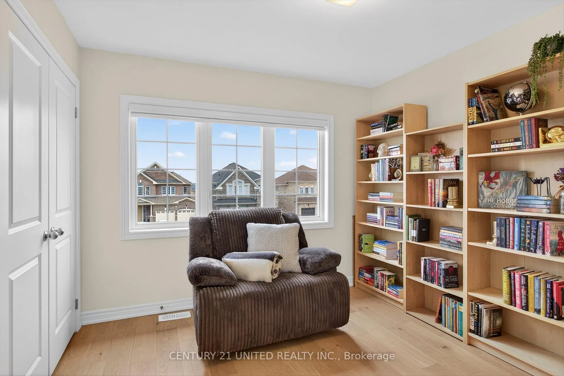 Photo 28 of 10 Forman Street, Scugog, Port Perry — HOMEH