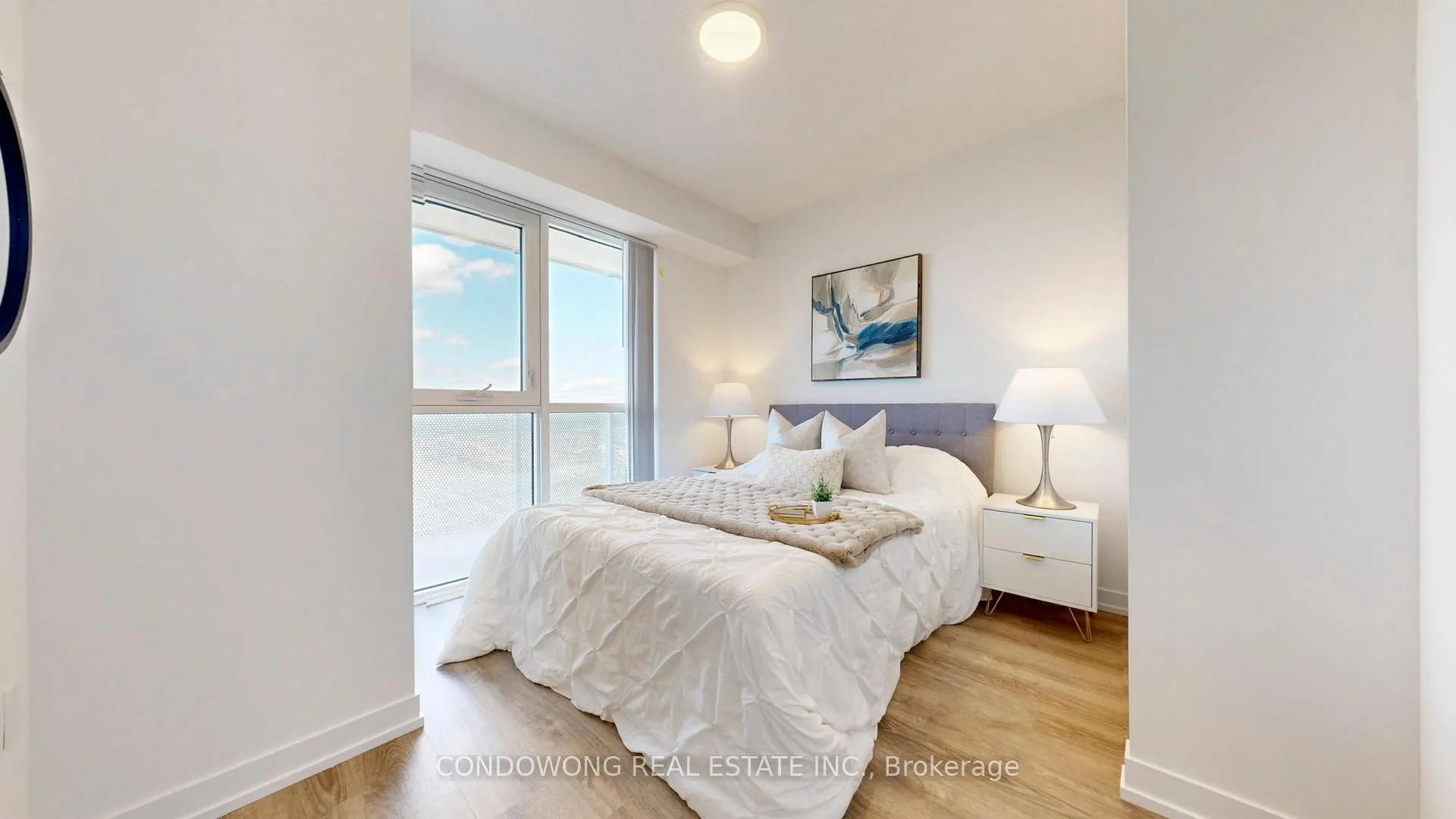 Photo 6 of Unit 4008, 195 Commerce Street, Vaughan, Concord — HOMEH