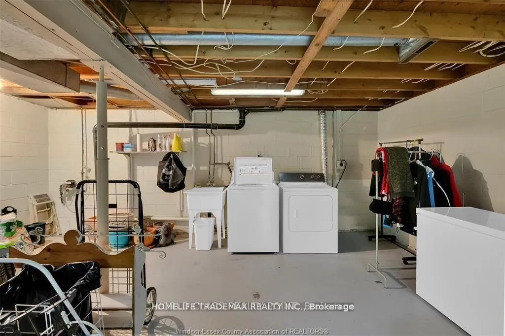 Photo 17 of Unit 63, 5549 Empress Drive, Windsor — HOMEH