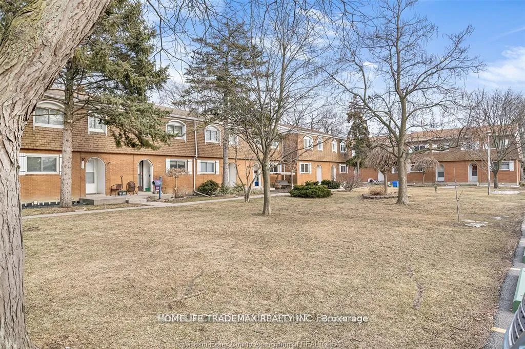 Photo 18 of Unit 63, 5549 Empress Drive, Windsor — HOMEH