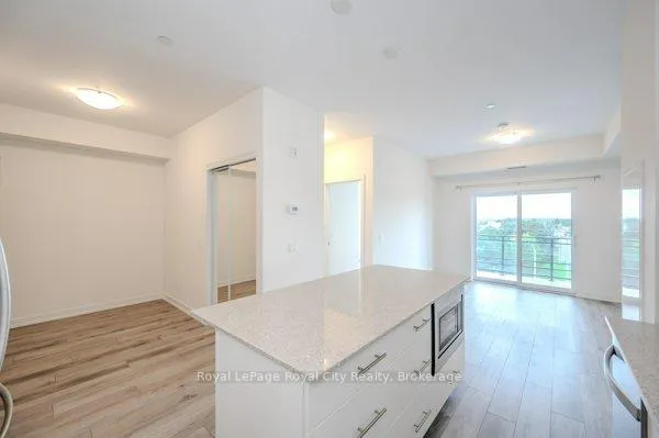 Photo 15 of Unit 420, 251 Northfield Drive E, Waterloo — HOMEH
