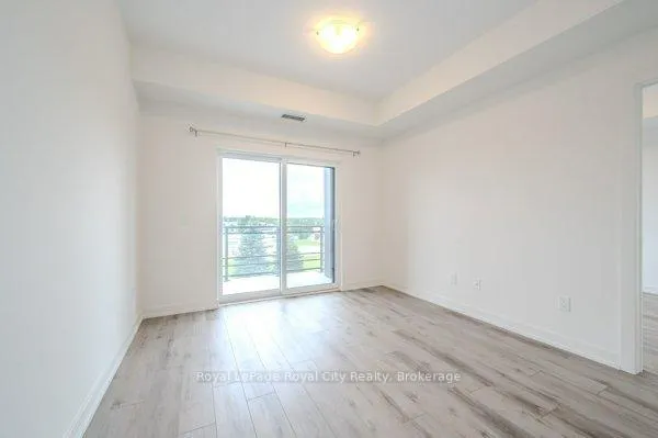 Photo 17 of Unit 420, 251 Northfield Drive E, Waterloo — HOMEH