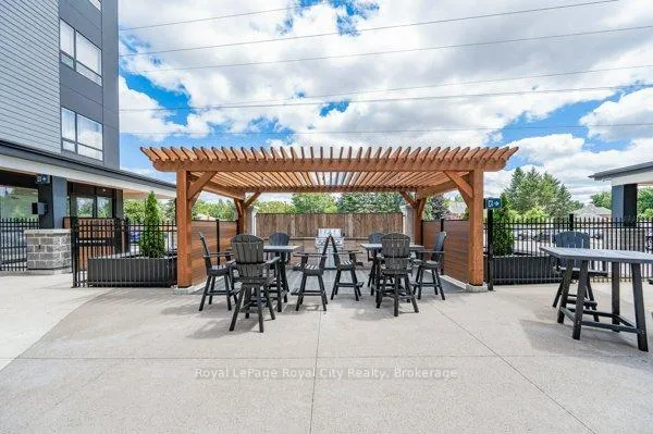 Photo 32 of Unit 420, 251 Northfield Drive E, Waterloo — HOMEH