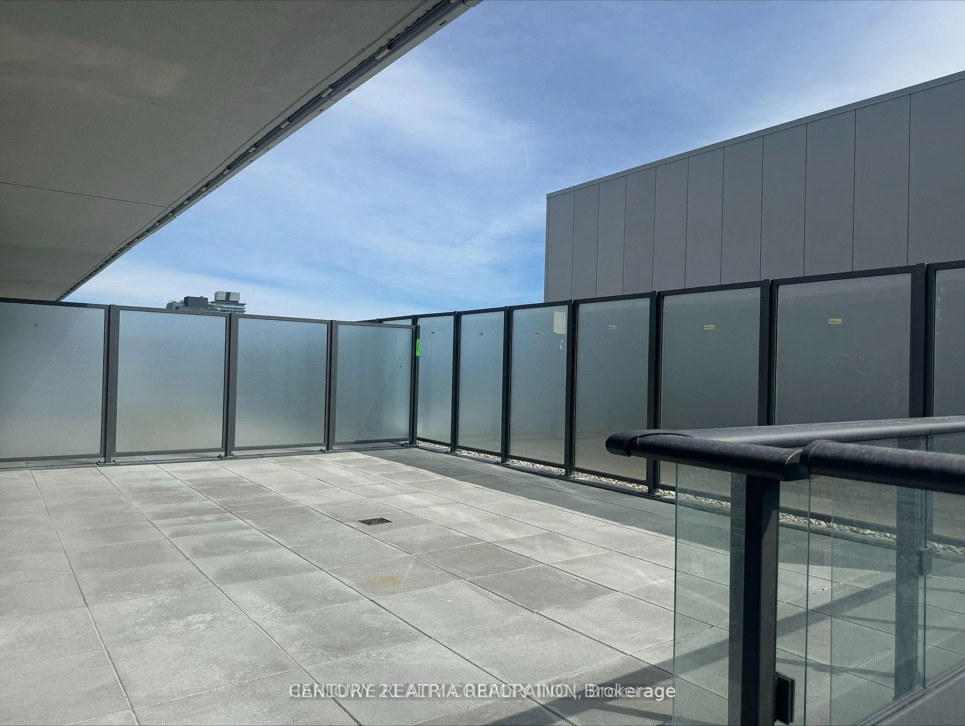 Photo 11 of Unit 2008, 70 Princess Street, Toronto, Waterfront Communities — HOMEH