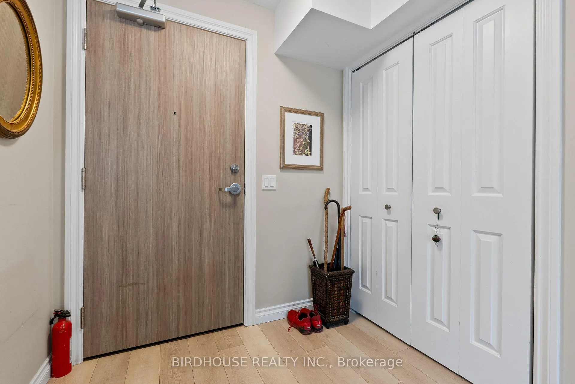 Photo 8 of Unit 102, 25 King Street, Kawartha Lakes, Lindsay — HOMEH
