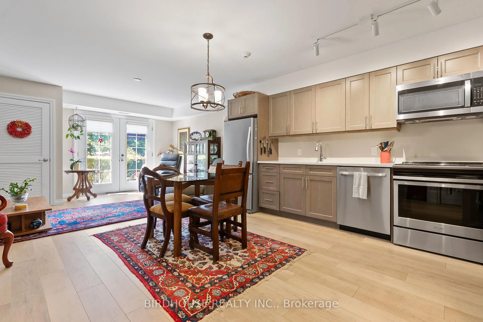 Photo 9 of Unit 102, 25 King Street, Kawartha Lakes, Lindsay — HOMEH