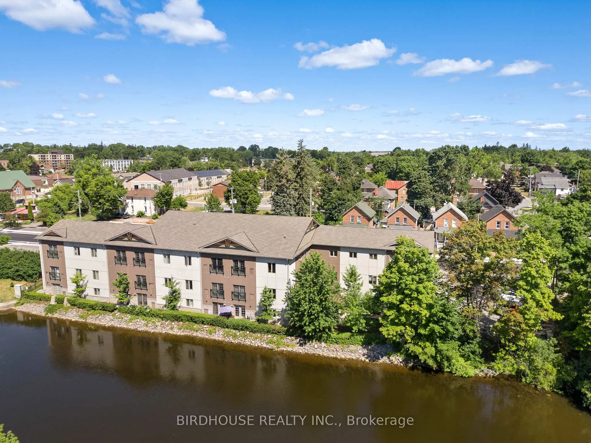 Photo 32 of Unit 102, 25 King Street, Kawartha Lakes, Lindsay — HOMEH