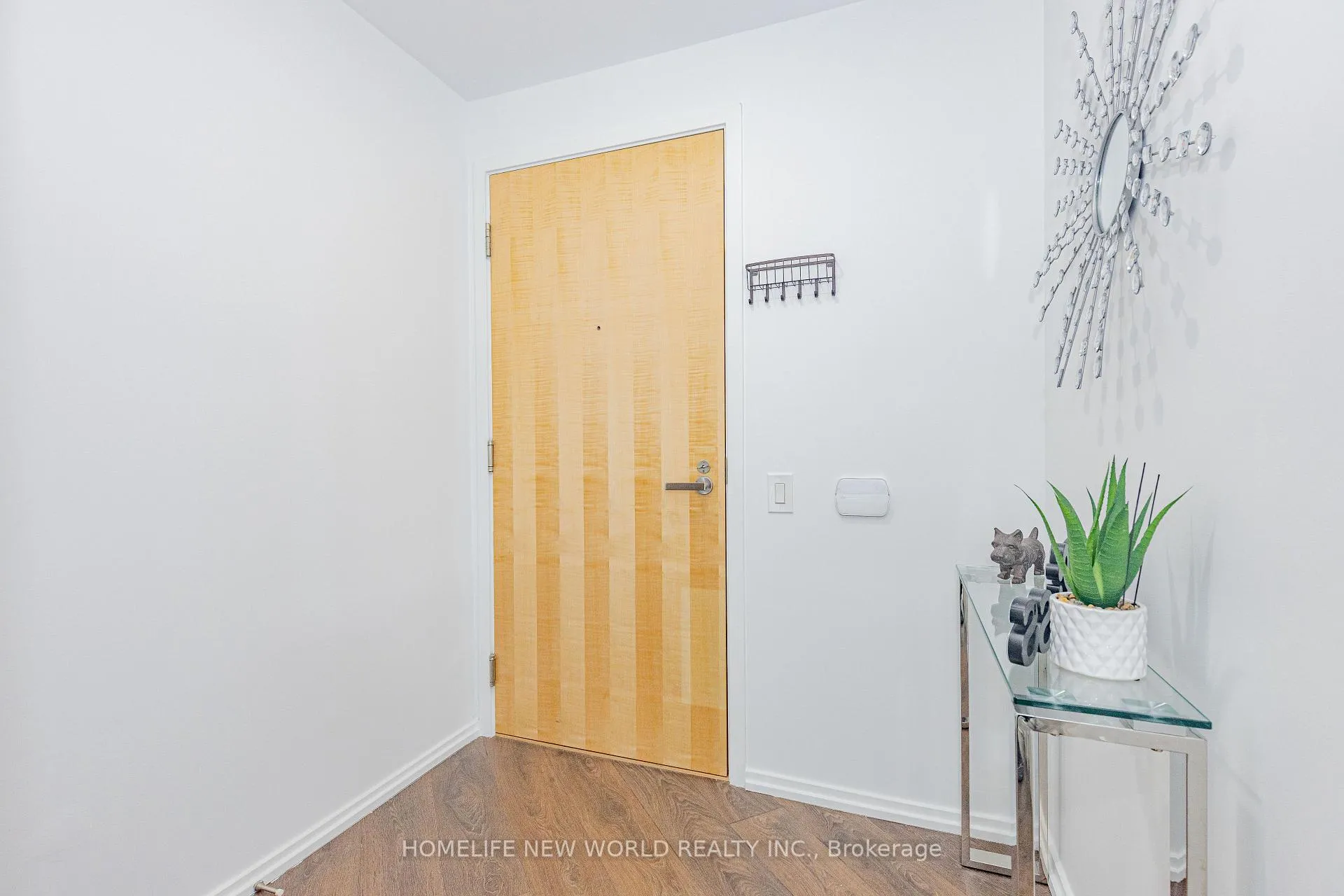 Photo 7 of Unit 1002, 45 Charles Street E, Toronto, Church-Yonge Corridor — HOMEH